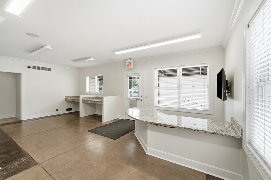 More Photos Of 8177 S Route 48, Maineville Office For Sale