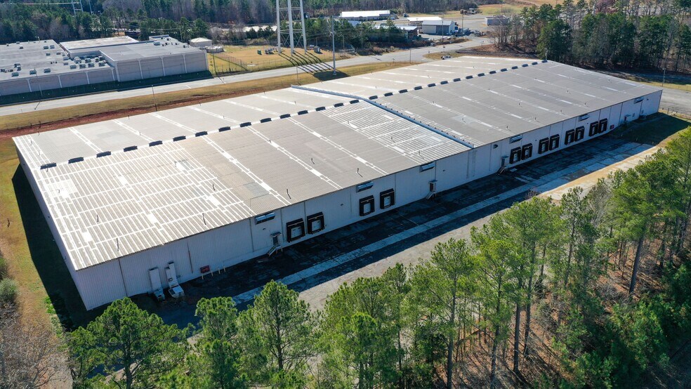 More Photos Of 50 Iron Gate Rd, Clarksville Manufacturing For Lease