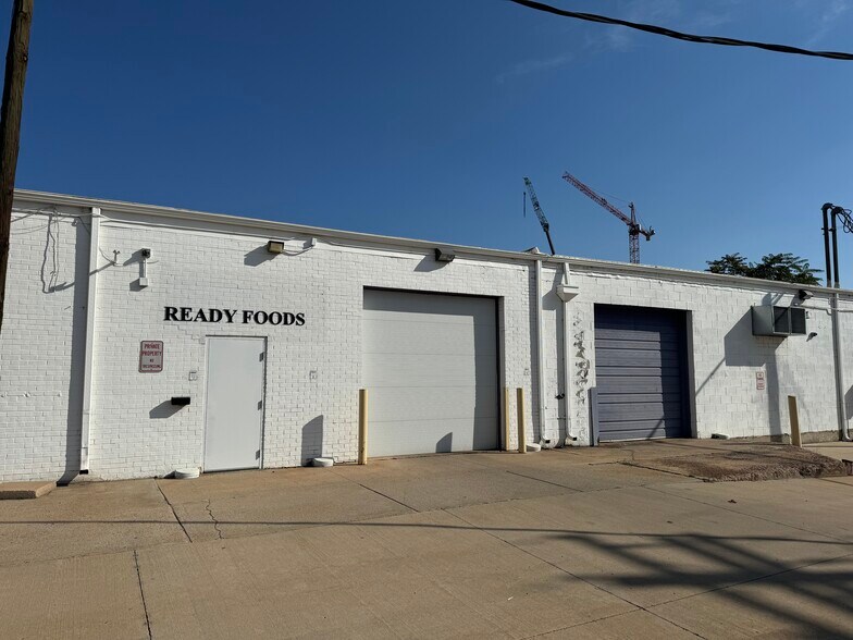 More Photos Of 2700-2730 W Barberry Pl, Denver Industrial For Sale