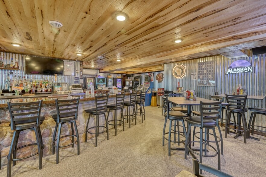 More Photos Of 7440 N Pats Landing Rd, Hayward Restaurant For Sale