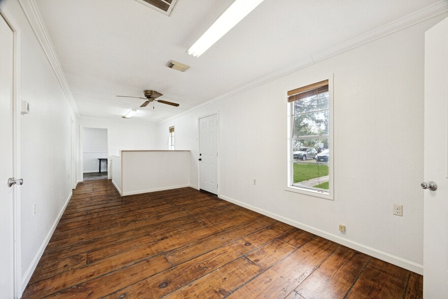 More Photos Of 6219 Masters Rd, Manvel Office For Lease