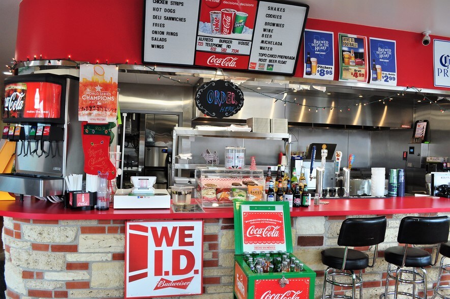 More Photos Of 723 Telephone Rd, Houston Restaurant For Sale