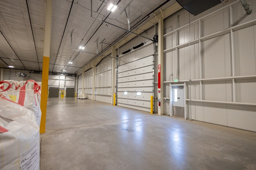 More Photos Of 7602 345th st, Stanley Warehouse For Lease