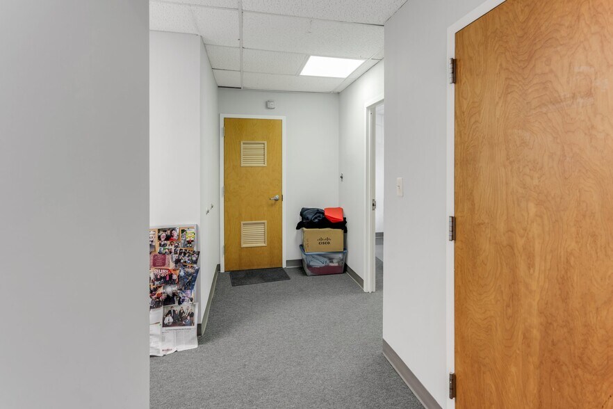 More Photos Of 168 Franklin Corner Rd, Lawrenceville Medical For Sale