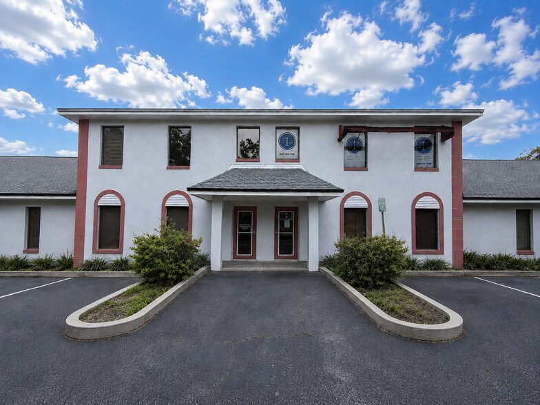 Primary Photo Of 1400 W Oak St, Kissimmee Medical For Sale