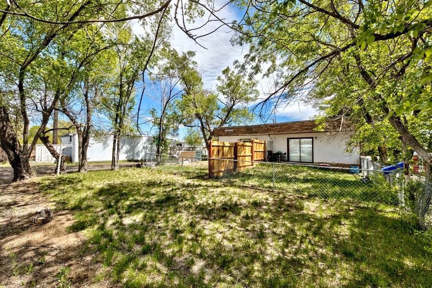 More Photos Of 3129 S Carson St, Carson City General Retail For Sale