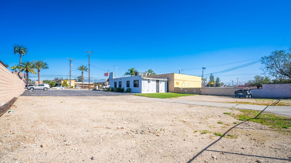 More Photos Of 16379 Foothill Blvd, Fontana Loft Creative Space For Sale