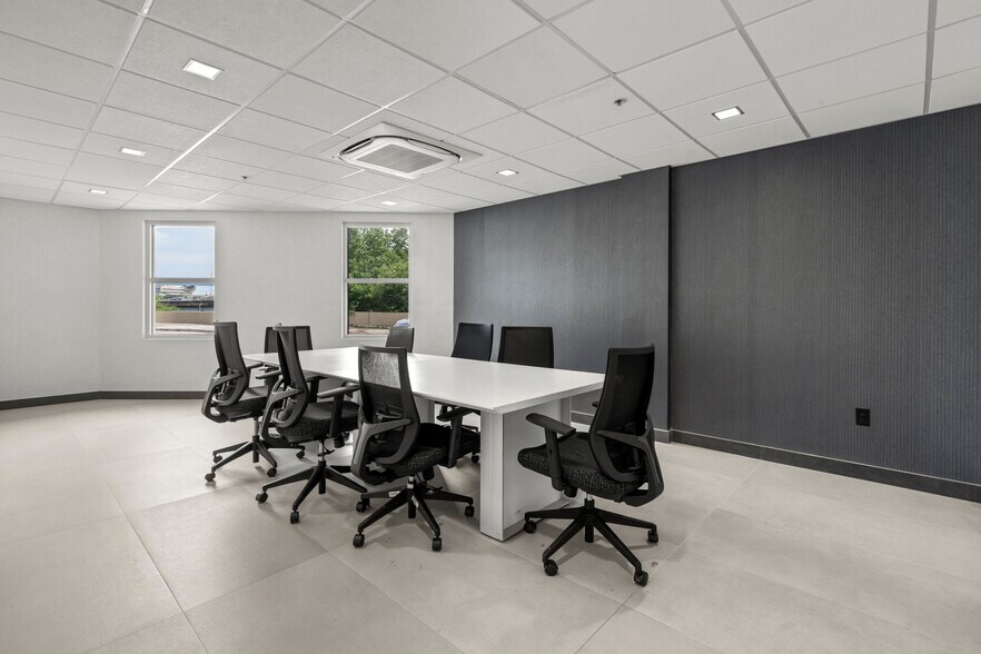 More Photos Of 50 Morgan St, Hartford Apartments For Lease