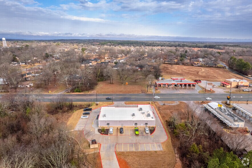 More Photos Of 522 B State Hwy 31 East, Chandler Freestanding For Lease