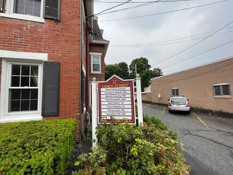 More Photos Of 12 Essex St, Andover Office For Lease