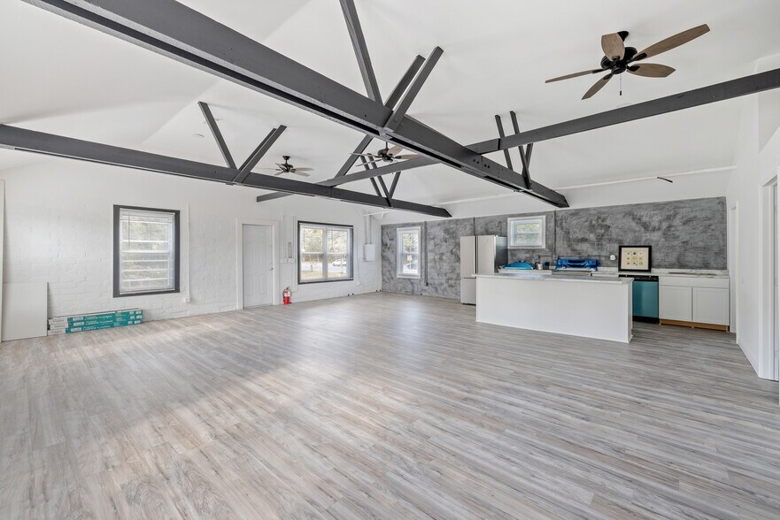 More Photos Of 3100 S Adams St, Tallahassee Storefront Retail Residential For Sale