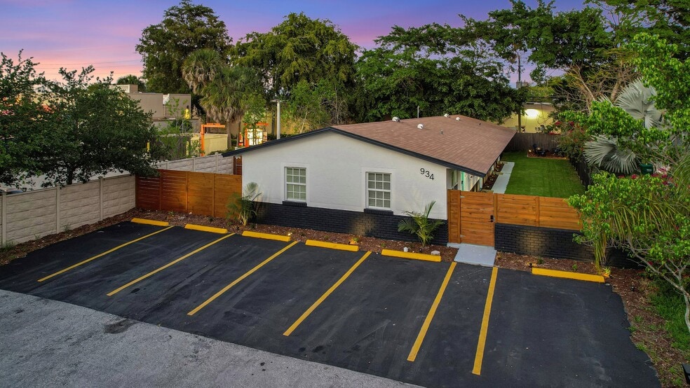 More Photos Of 934 NW 4th Ave, Fort Lauderdale Apartments For Sale