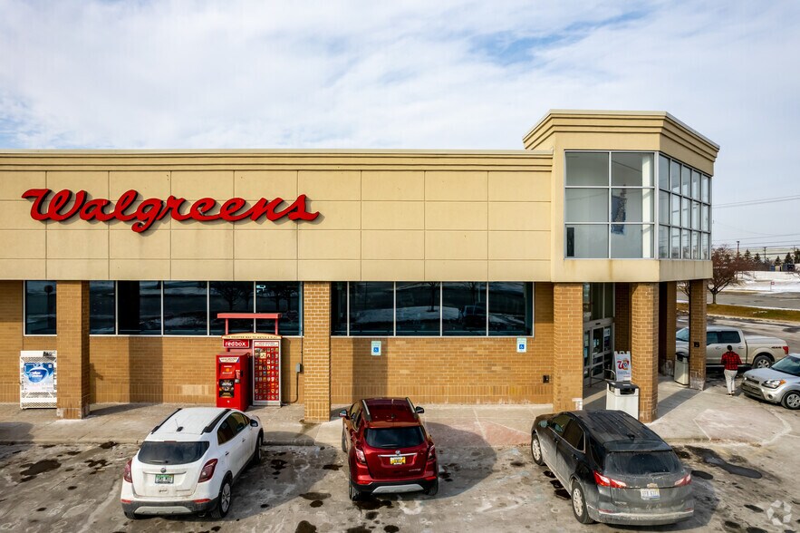 More Photos Of 34899 Groesbeck Hwy, Clinton Township Drugstore For Sale