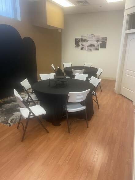 More Photos Of 1025 Fulton St, Fresno Office For Sale