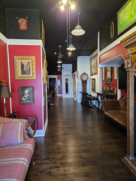 More Photos Of 136 W Main St, Hillsboro Storefront Retail Residential For Sale