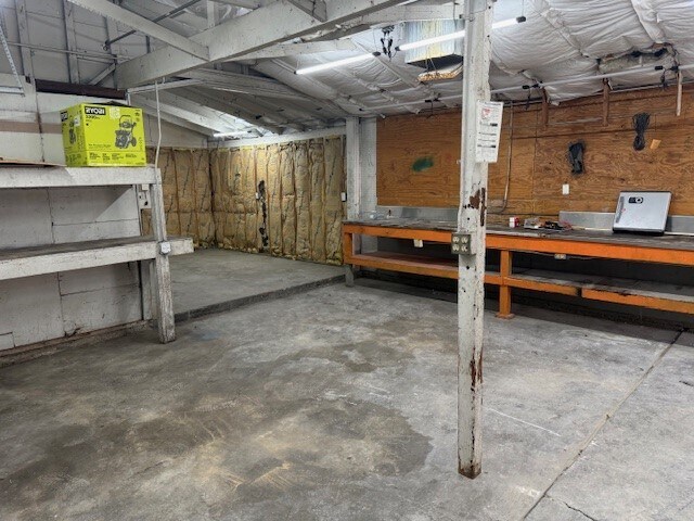 More Photos Of 2424 Cormorant Way, Sacramento Warehouse For Sale