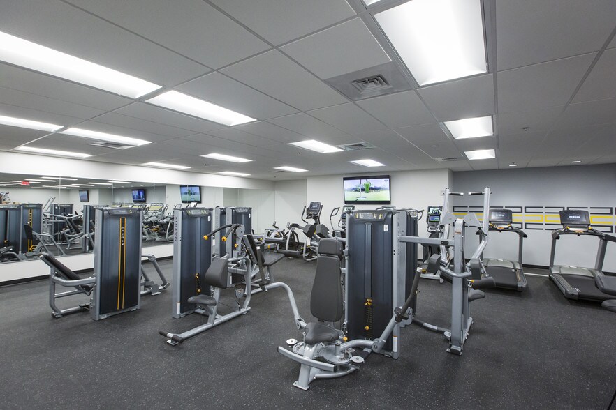 More Photos Of 1175 Peachtree St NE, Atlanta Office For Lease