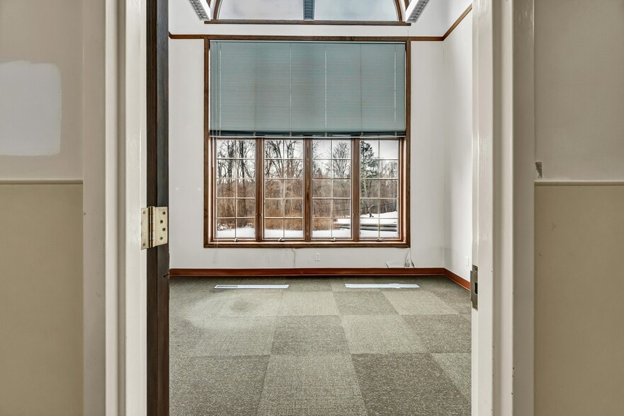 More Photos Of 48 Route 6, Yorktown Heights Medical For Sale