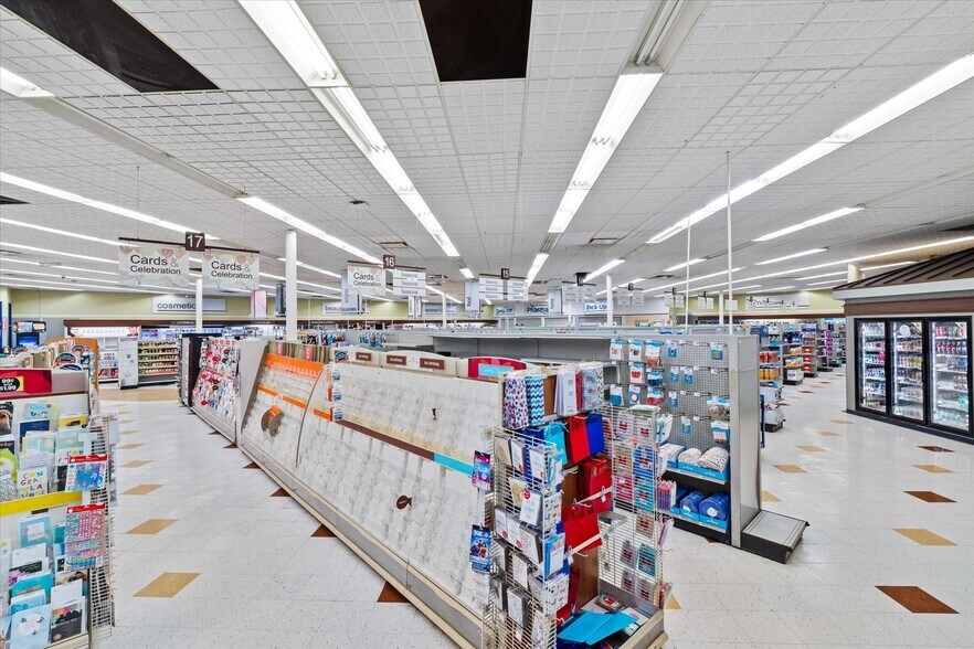 More Photos Of 44 Kings Vlg, Minersville Drugstore For Lease