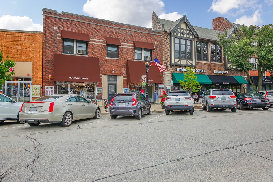 More Photos Of 532-534 Crescent Blvd, Glen Ellyn Storefront Retail Office For Sale