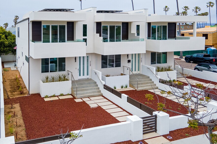 More Photos Of 2158 & 2166 Abbott st, San Diego Apartments For Sale