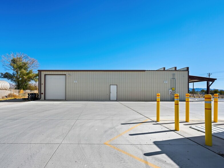 More Photos Of 600 E Quartz Ave, Sandy Valley Convenience Store For Sale