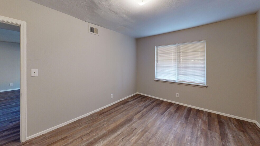 More Photos Of 1713 S Memorial Dr, Tulsa Apartments For Sale