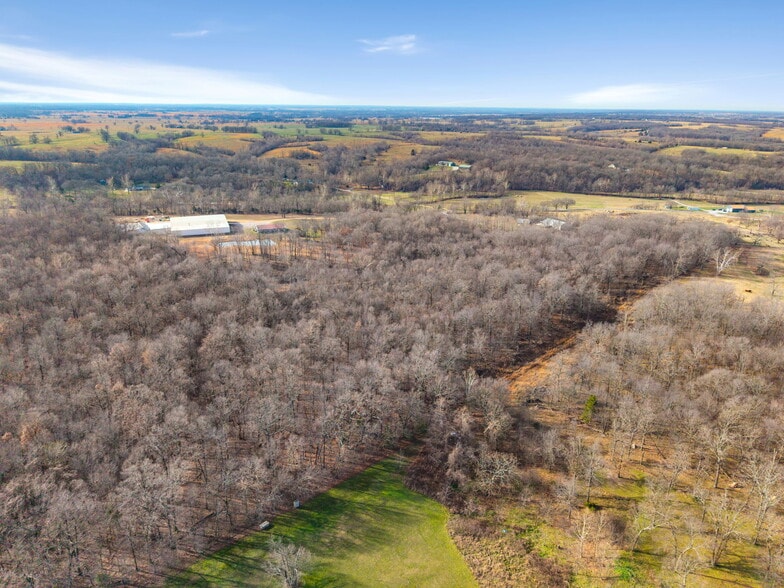 More Photos Of 23044 Honey Creek Rd, Sulphur Springs Distribution For Sale