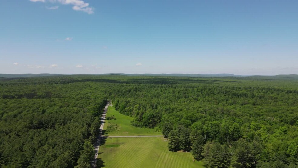 More Photos Of 32600 N State Route 44, Slate Run Hotel For Sale