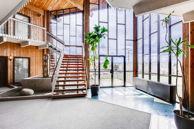 More Photos Of 2055 S Oneida St, Denver Office For Lease