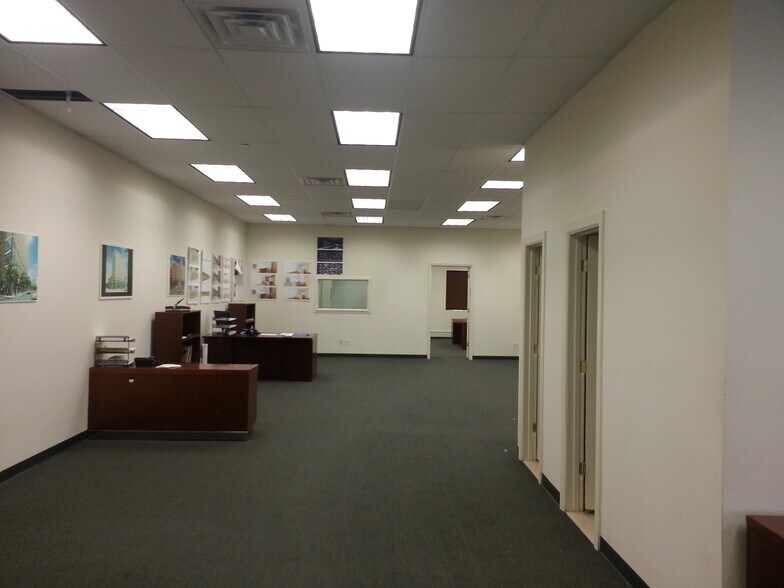 More Photos Of 42-52 Broadway, Brooklyn Apartments For Lease