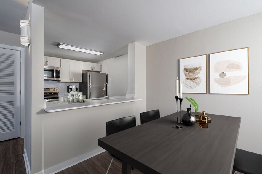 More Photos Of 30 Cattano Ave, Morristown Apartments For Lease
