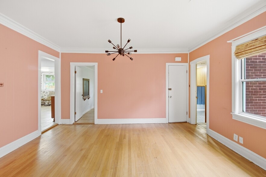 More Photos Of 6240 N Avondale Ave, Chicago Specialty For Sale