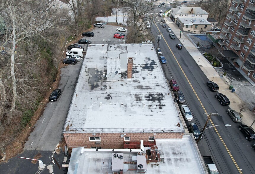 More Photos Of 376-380 McLean Ave, Yonkers Apartments For Sale