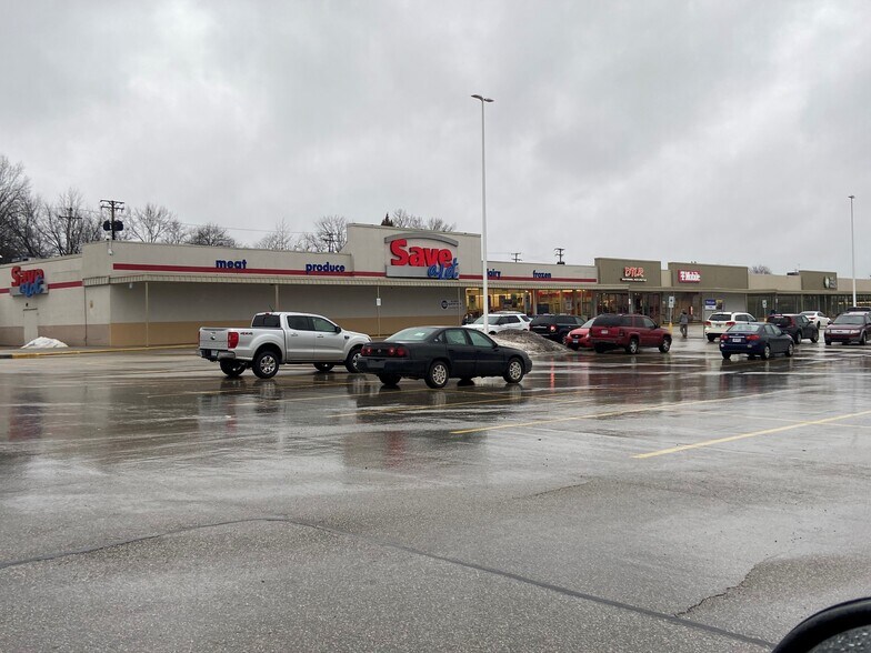 Primary Photo Of 1400 S Arlington St, Akron Unknown For Lease