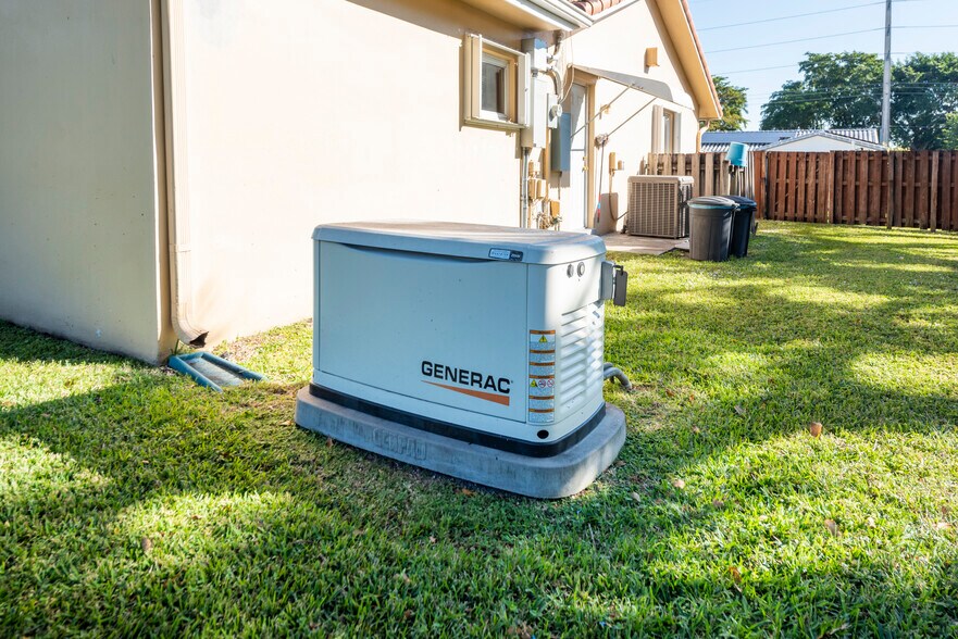 More Photos Of 621 NW 76th Ave, Plantation Assisted Living For Sale