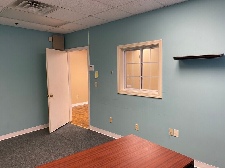 More Photos Of 90 S Park St, Willimantic Warehouse For Lease