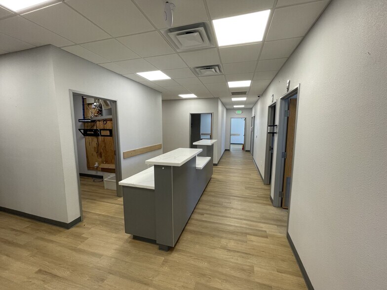 More Photos Of 2826 S Henderson Blvd, Kilgore Freestanding For Lease