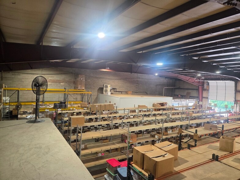 More Photos Of 77 Stewart Ave, Washington Manufacturing For Lease