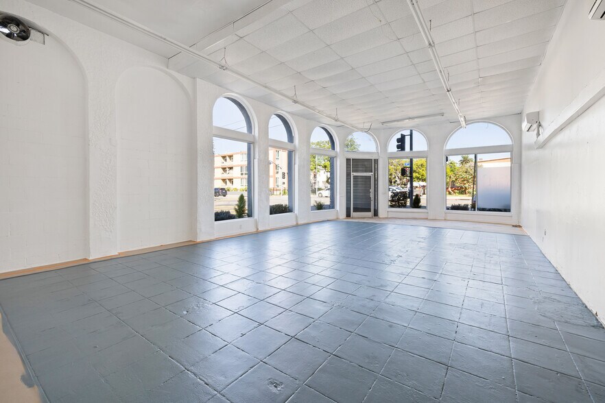 More Photos Of 4356-4378 W 3rd St, Los Angeles Storefront Retail Residential For Lease