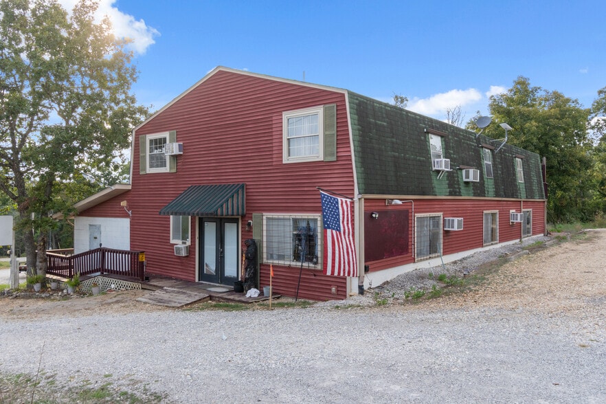 More Photos Of 8172 Highway 187, Eureka Springs Freestanding For Sale