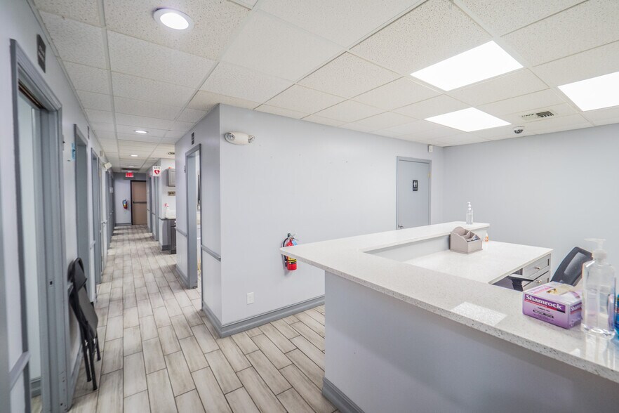 More Photos Of 1020 5th St Se, Winter Haven Skilled Nursing Facility For Lease