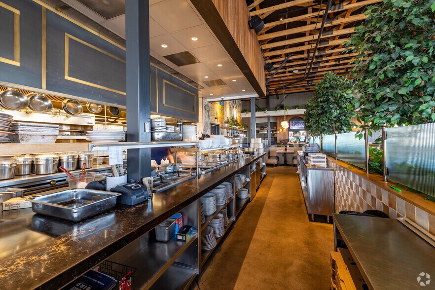 More Photos Of 2960 N Campbell Ave, Tucson Restaurant For Sale