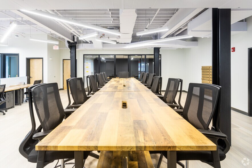 More Photos Of 220 W Congress St, Detroit Office For Lease