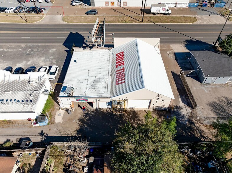 More Photos Of 2243 Pecan Blvd, McAllen Storefront Retail Office For Sale