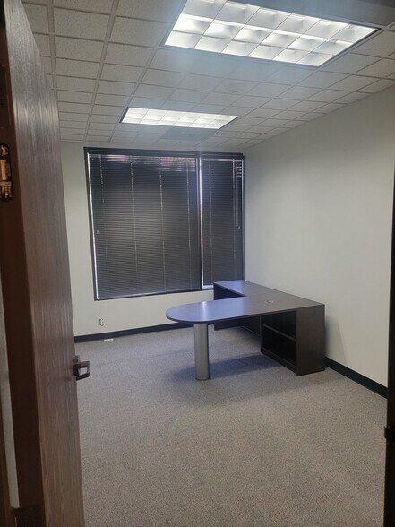More Photos Of 1802 E G St, Ontario Office For Lease