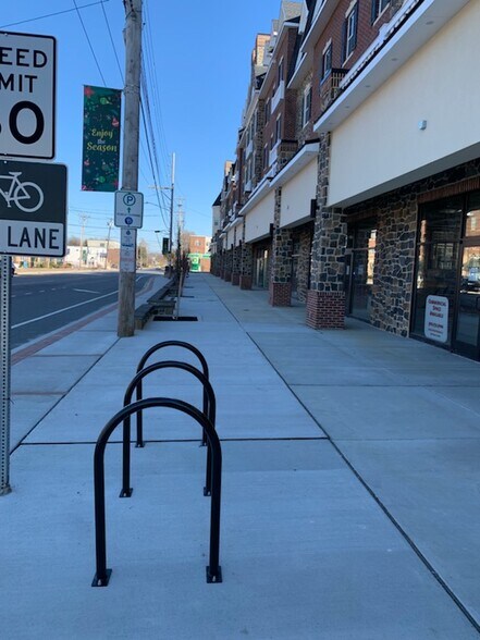 More Photos Of 139-169 S Main St, Newark Storefront Retail Residential For Lease