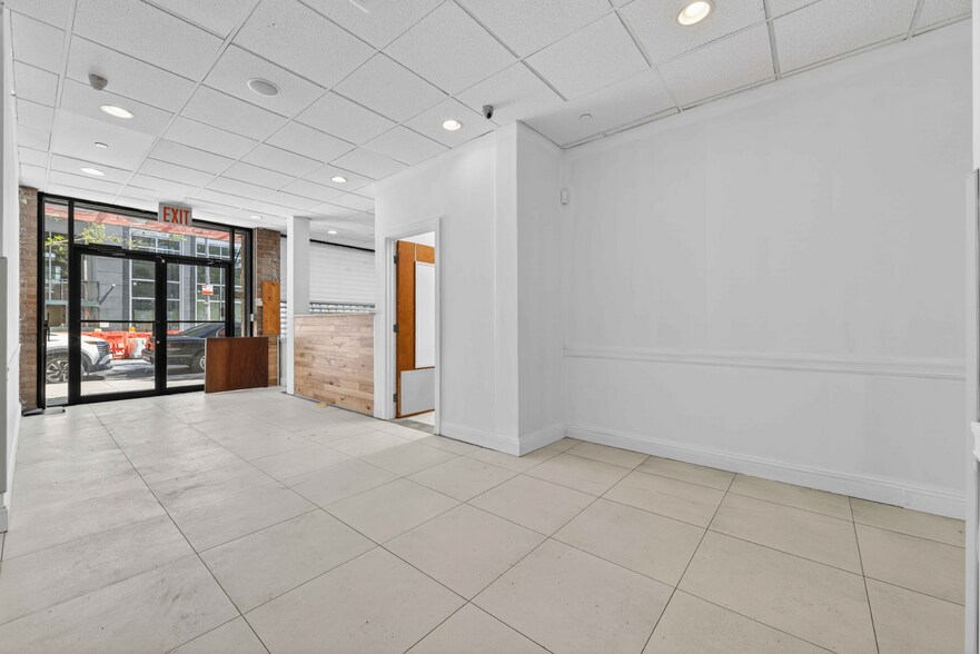 More Photos Of 202-204 E 110th St, New York Apartments For Lease