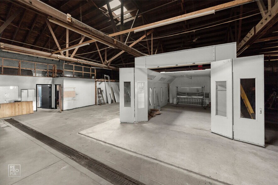 More Photos Of 1123 W Catalpa Ave, Chicago Industrial For Lease