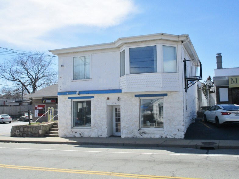 More Photos Of 620 Killingly St, Johnston Restaurant For Sale